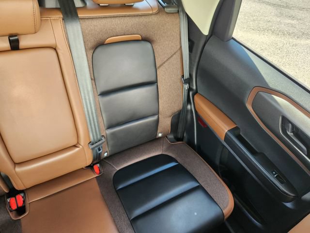 Certified 2025 Ford Bronco Sport Outer Banks w/ Outer Banks Tech Package+ AWD/4WD image 18