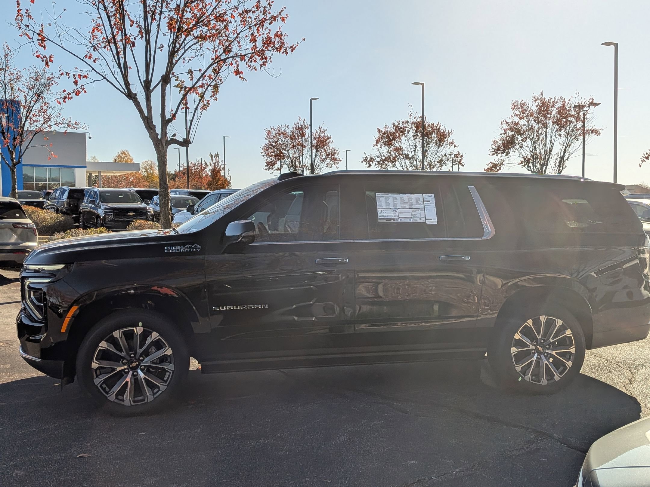 New 2026 Chevrolet Suburban High Country image 5