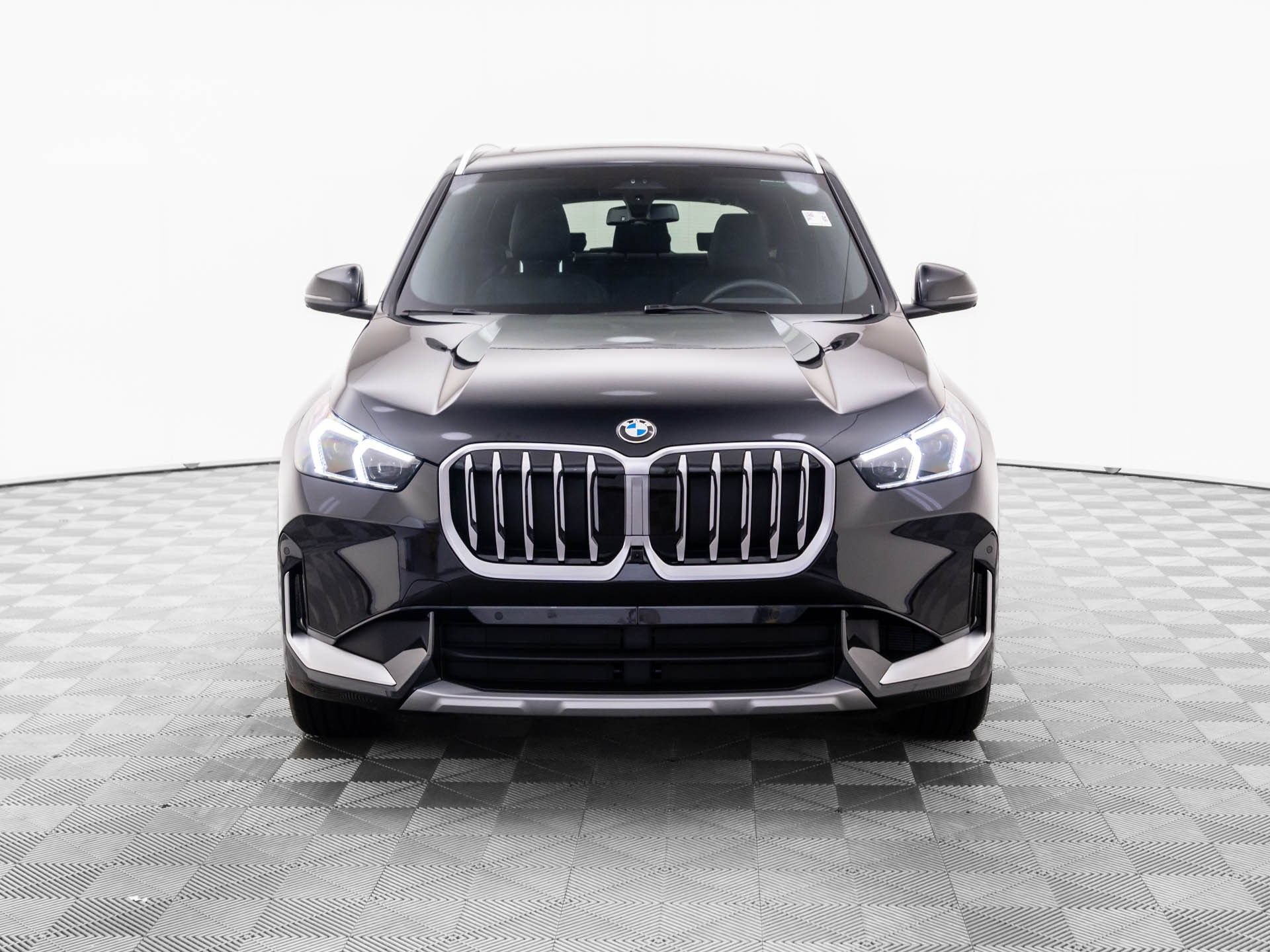 Used 2026 BMW X1 xDrive28i w/ Convenience Package AWD/4WD image 9