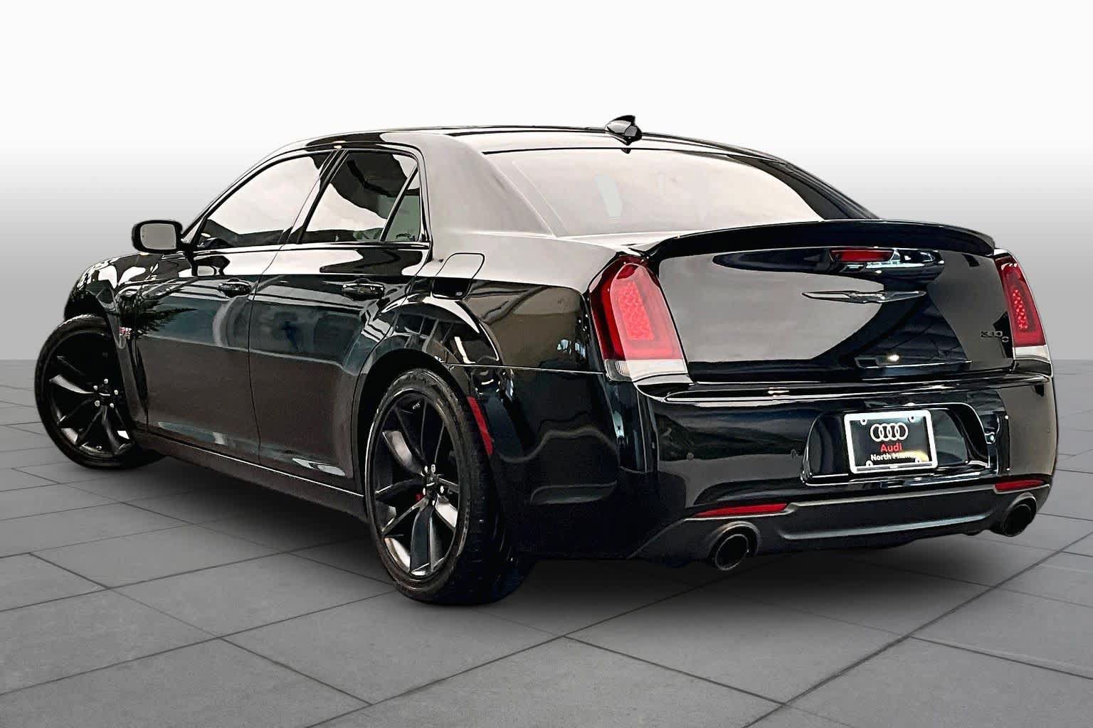 Used 2023 Chrysler 300 C RWD image 12
