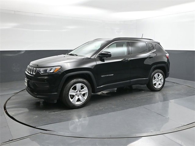 Used 2022 Jeep Compass Latitude w/ Sun and Sound Group image 1