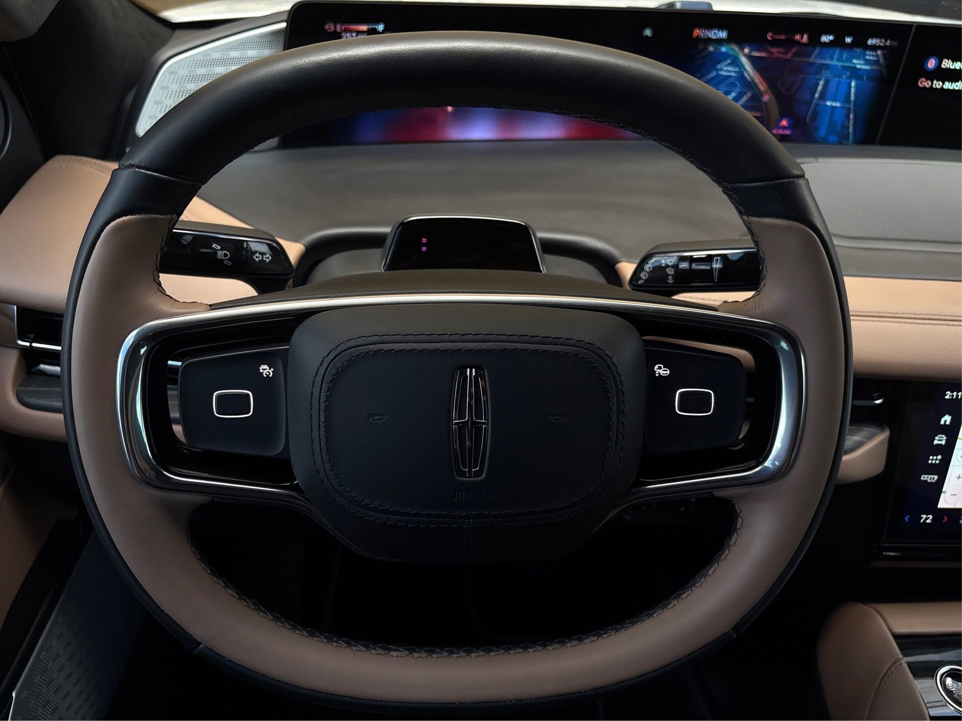 Used 2025 Lincoln Navigator L Black Label image 19