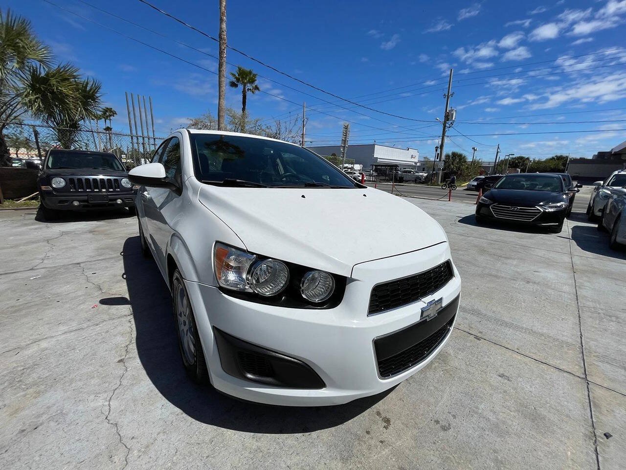 Used 2014 Chevrolet Sonic LT FWD image 13