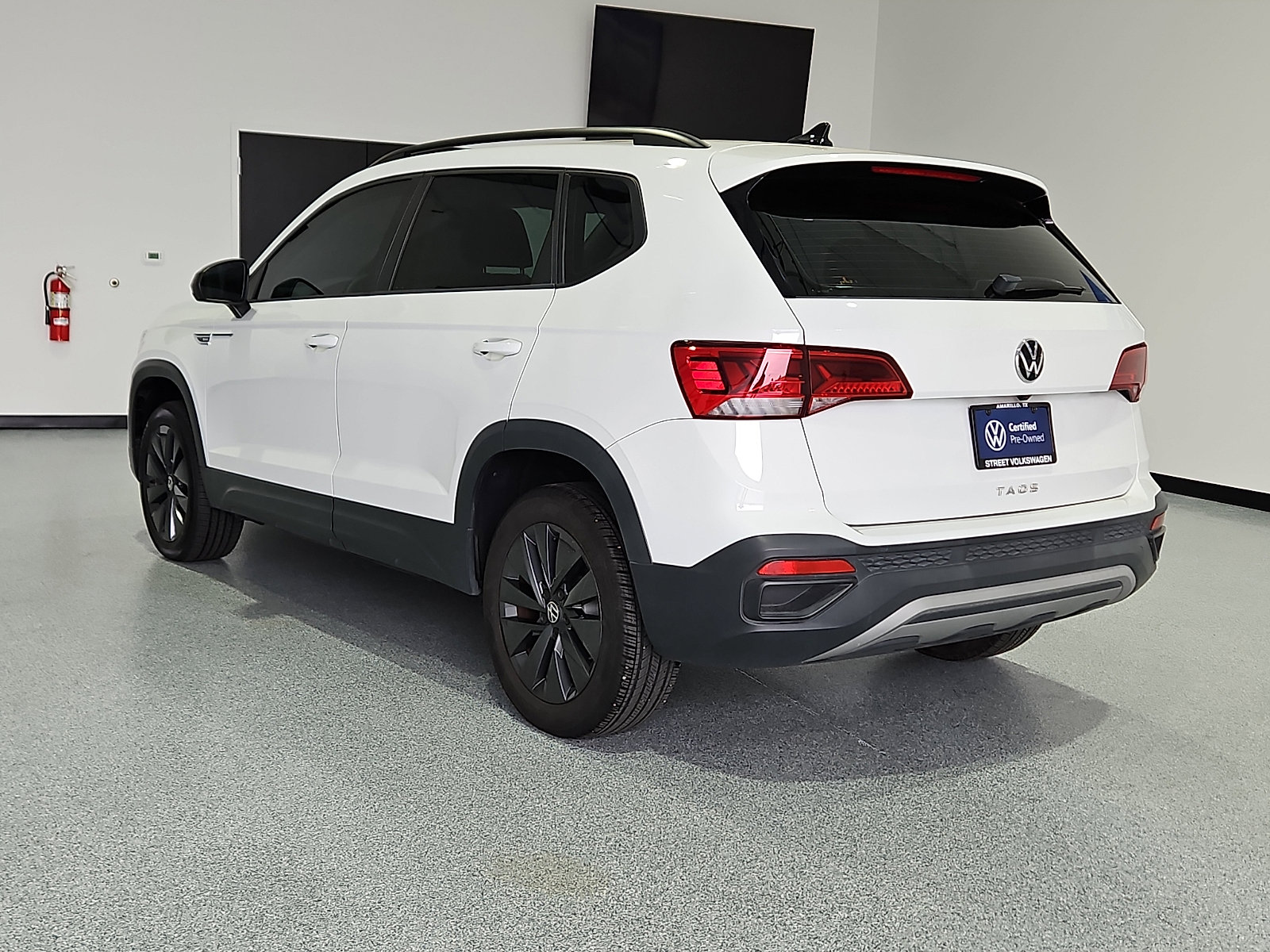 Certified 2023 Volkswagen Taos S FWD image 2