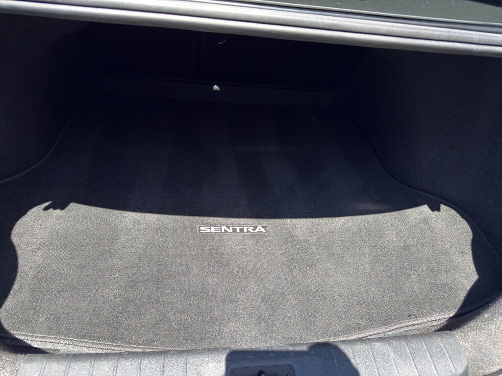 Used 2024 Nissan Sentra SV FWD image 19