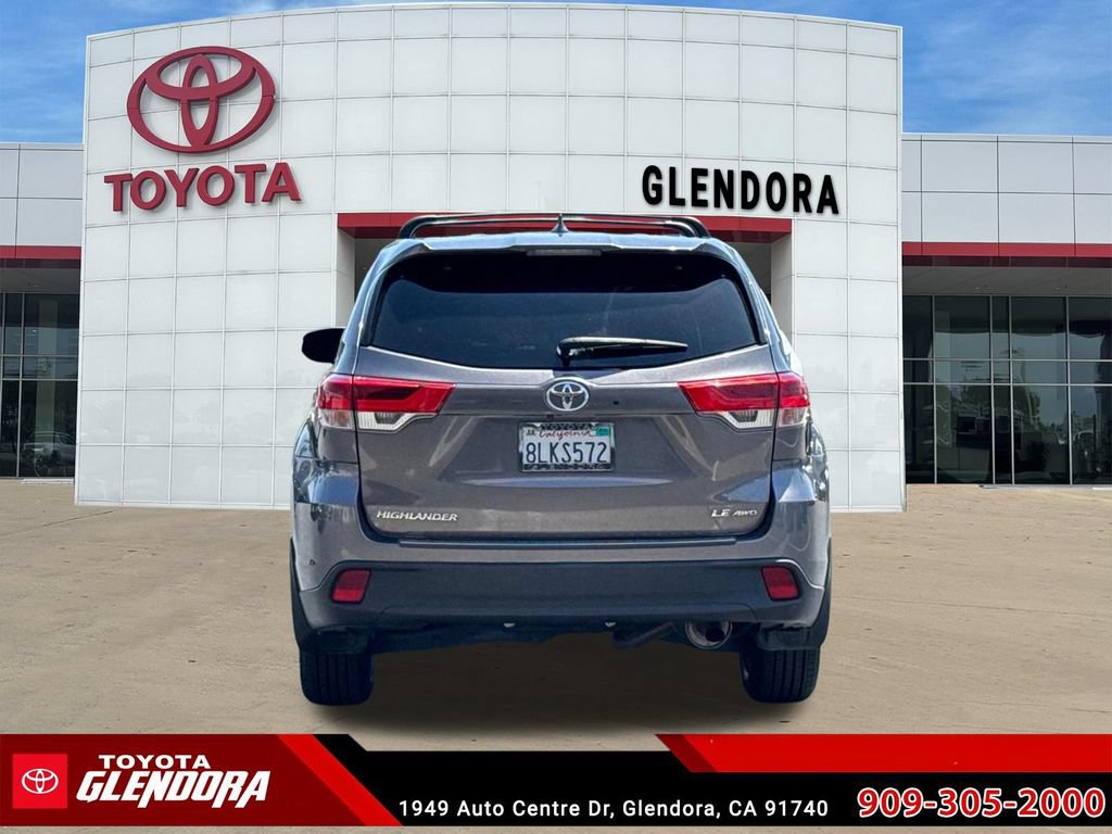 Certified 2019 Toyota Highlander Plus w/ Carpet Mat Package (TMS) AWD/4WD image 9