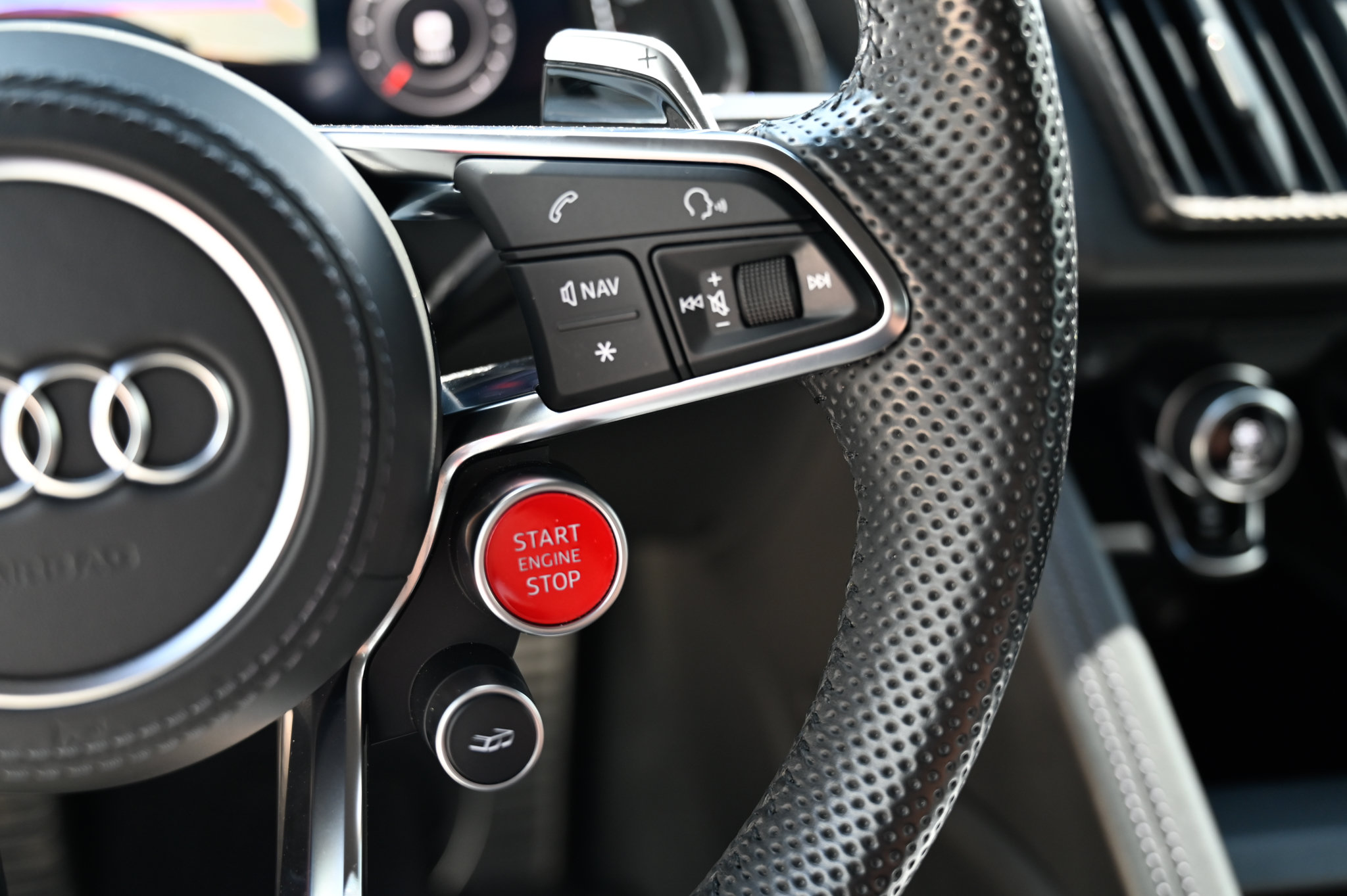 Used 2017 Audi R8 V10 plus AWD/4WD image 25