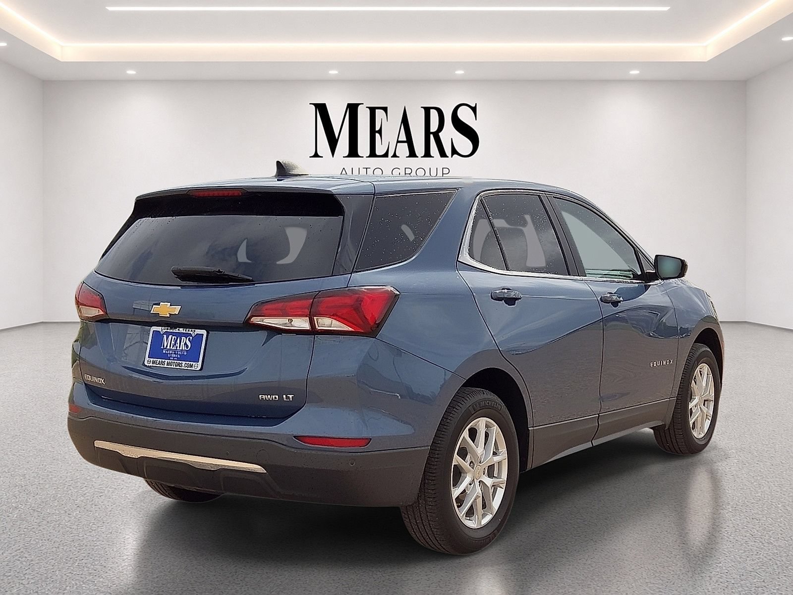 Used 2024 Chevrolet Equinox LT AWD/4WD image 5