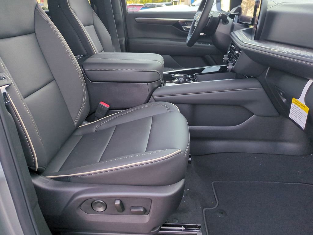 New 2026 Chevrolet Suburban Premier image 28