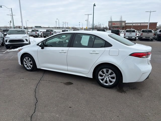 Used 2024 Toyota Corolla LE image 8
