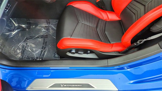 Used 2021 Chevrolet Corvette Stingray Preferred Cpe w/ Z51 Performance Package image 25