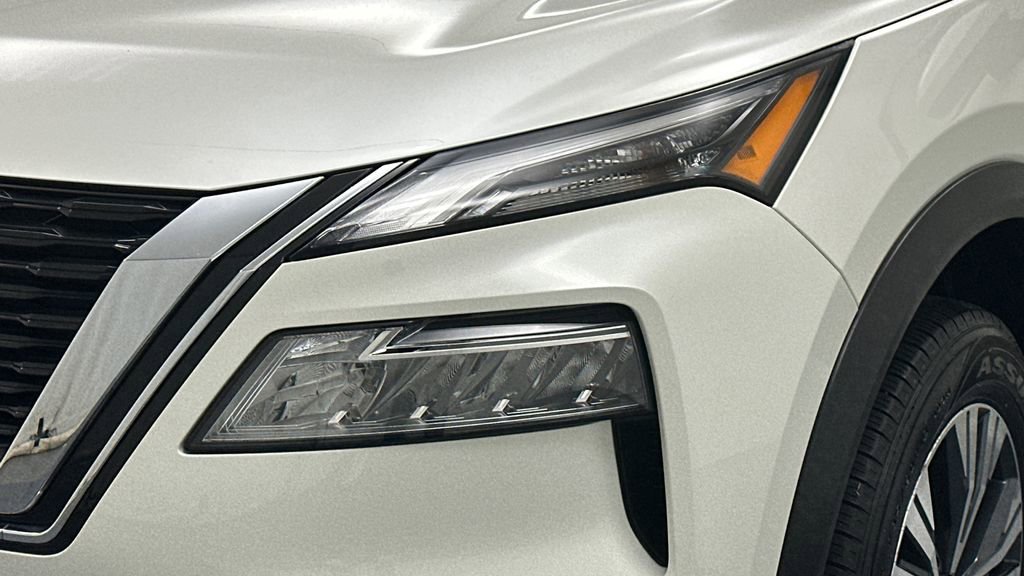 Certified 2023 Nissan Rogue SV w/ SV Premium B Package image 21