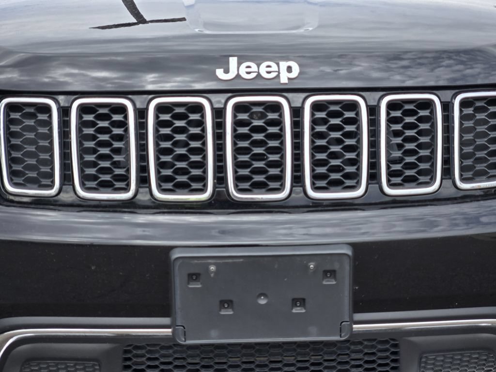 Used 2019 Jeep Grand Cherokee Limited AWD/4WD image 9