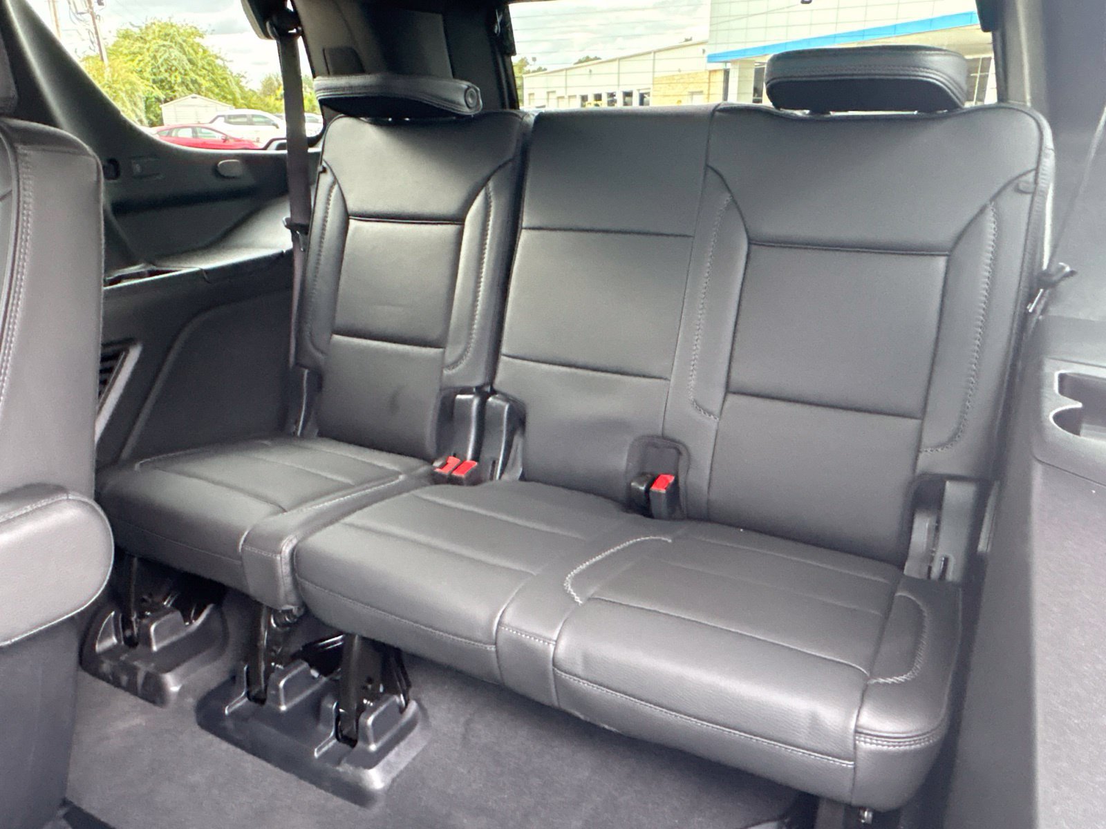 Used 2025 GMC Yukon Denali w/ Sun & Power Step Package AWD/4WD image 20