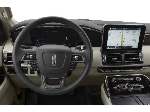 Used 2018 Lincoln Navigator L Select image 7