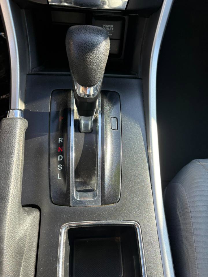 Used 2014 Honda Accord LX image 29
