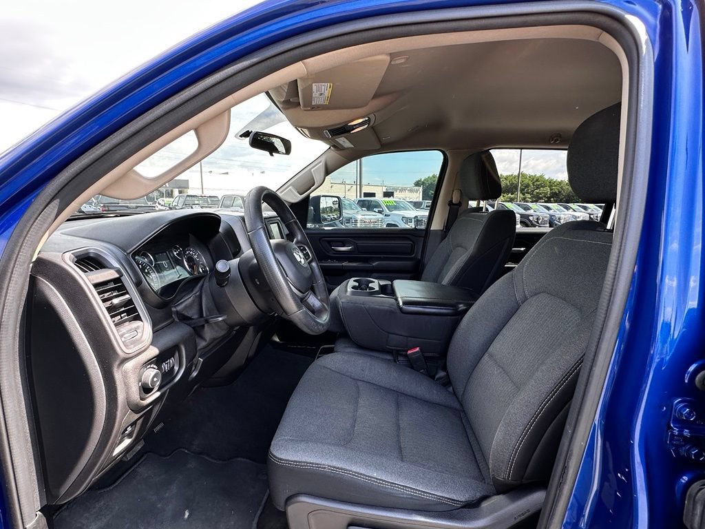 Used 2019 RAM 1500 Tradesman w/ SXT Appearance Group AWD/4WD image 18