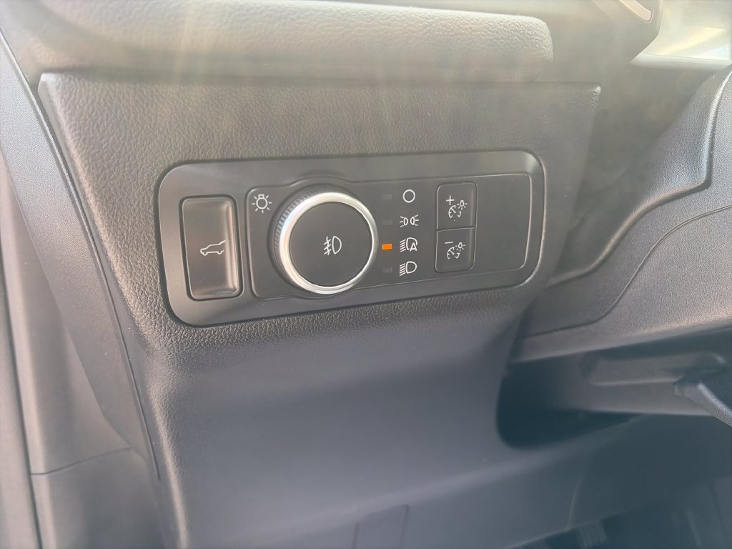 Used 2022 Ford Escape SEL w/ Technology Package FWD image 31