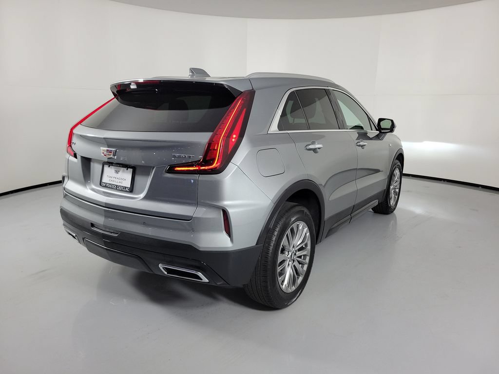 Certified 2025 Cadillac XT4 Premium Luxury FWD image 4
