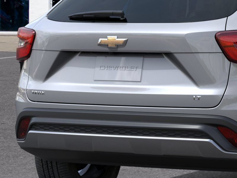 New 2026 Chevrolet Trax LT FWD image 15