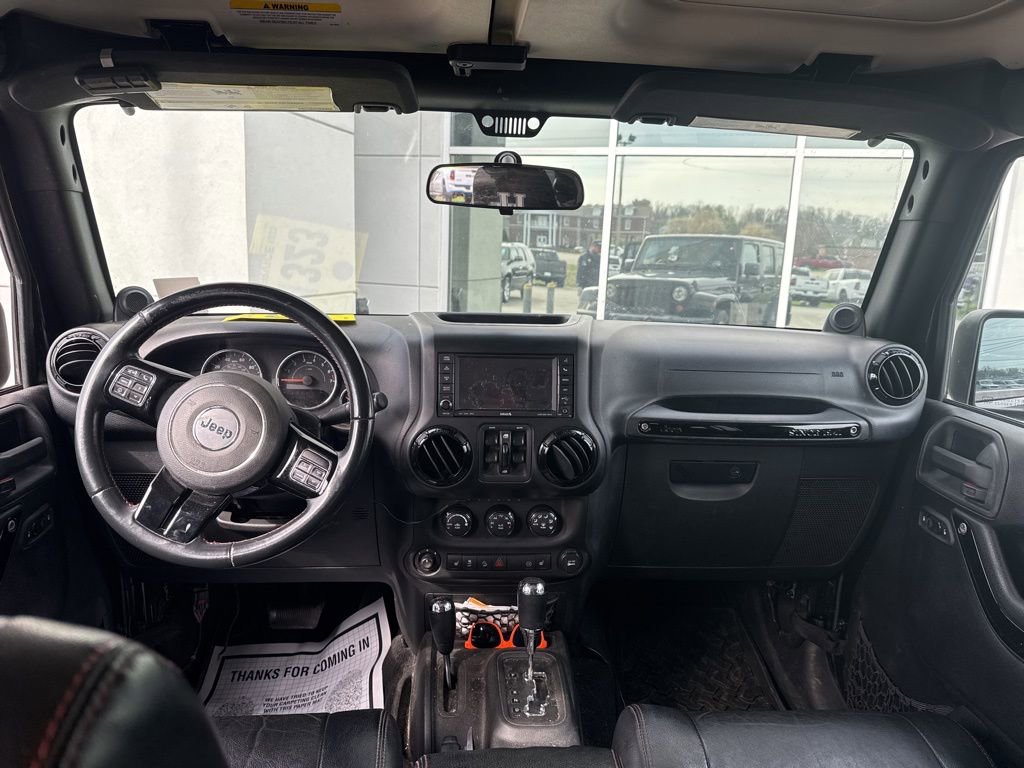 Used 2012 Jeep Wrangler Unlimited Sahara image 6