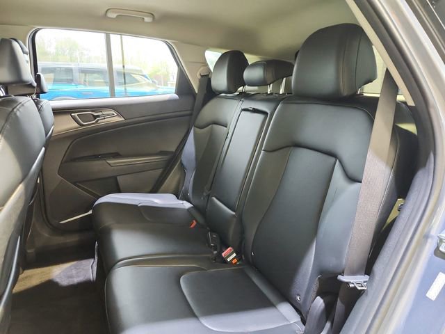 Certified 2023 Kia Sportage EX FWD image 21