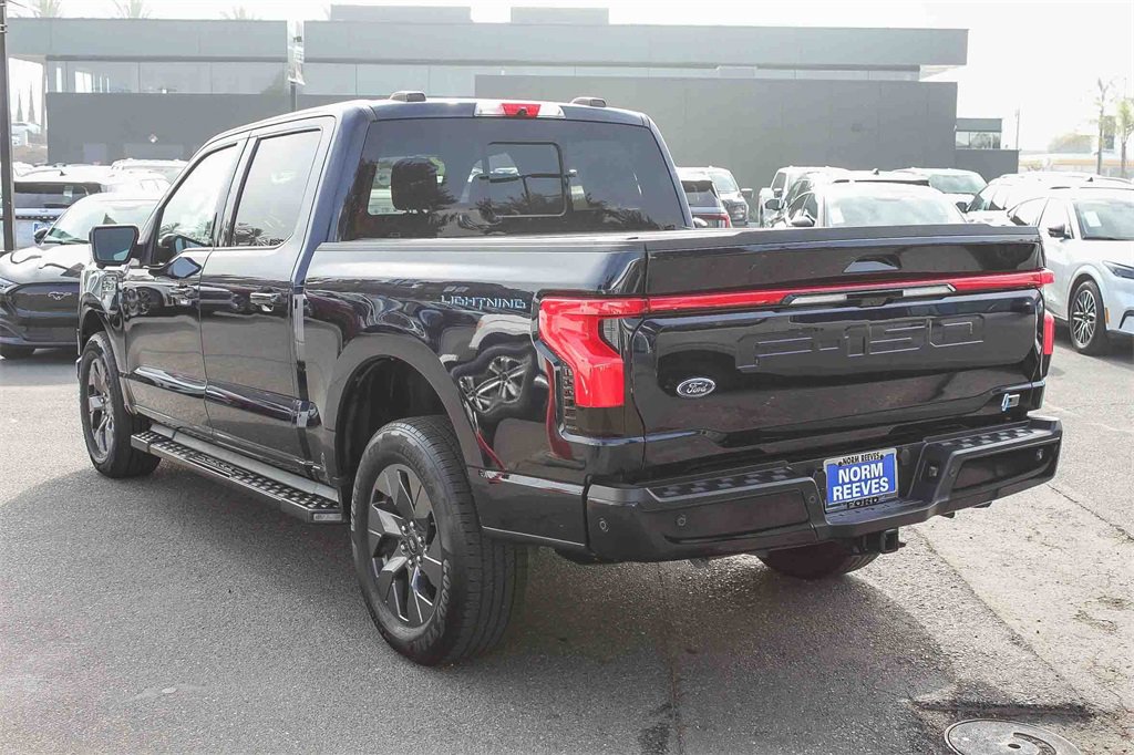 Used 2022 Ford F150 Lightning Lariat w/ Equipment Group 511A High image 7
