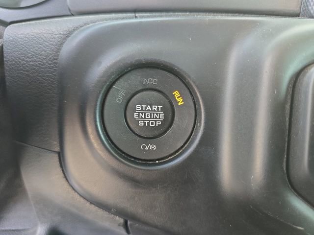 Used 2021 Jeep Gladiator Sport image 30