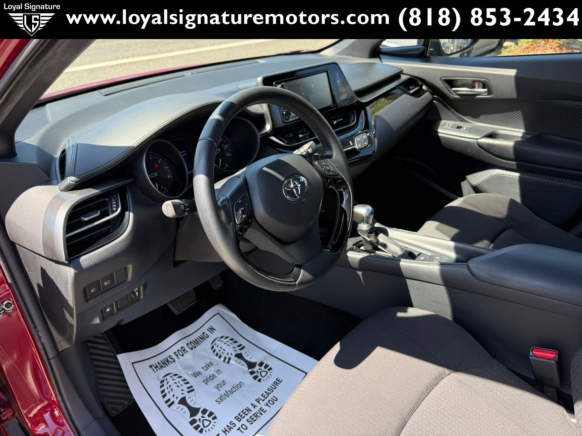 Used 2018 Toyota C-HR XLE FWD image 16