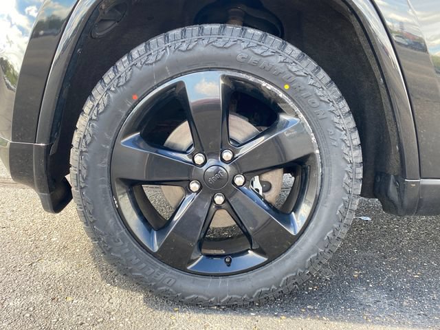 Used 2015 Jeep Grand Cherokee Altitude AWD/4WD image 21