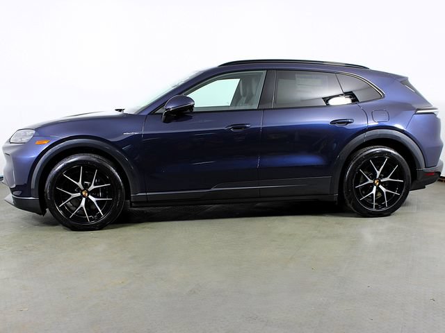 New 2026 Porsche Cayenne Electric AWD/4WD image 2