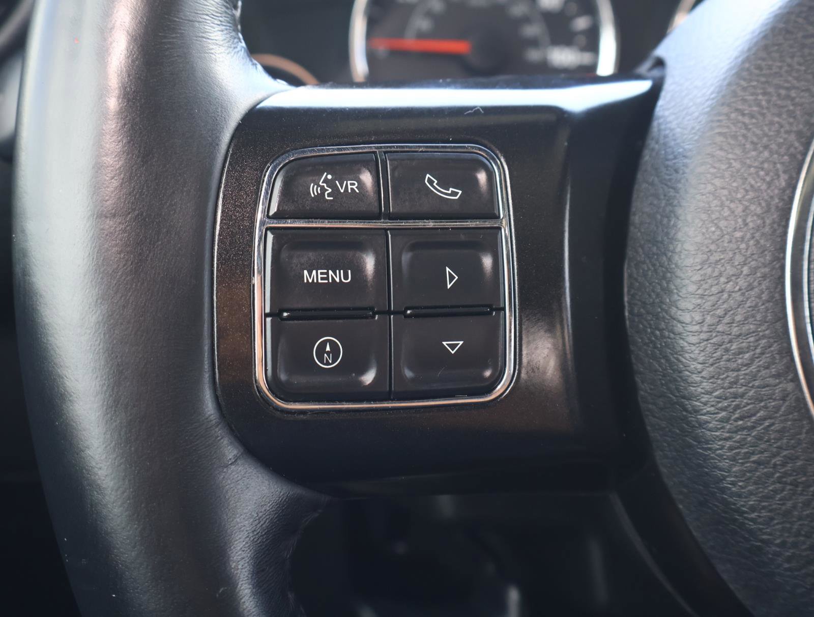 Used 2017 Jeep Wrangler Unlimited Sahara AWD/4WD image 22