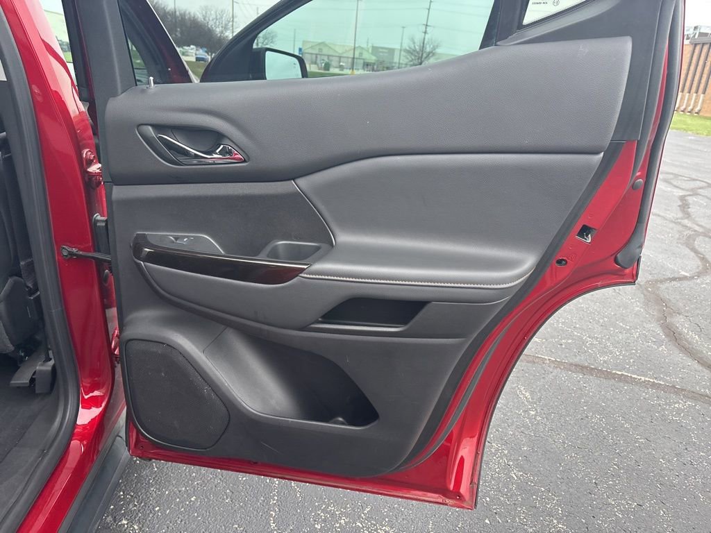 Used 2023 GMC Acadia AT4 w/ Preferred Package image 33