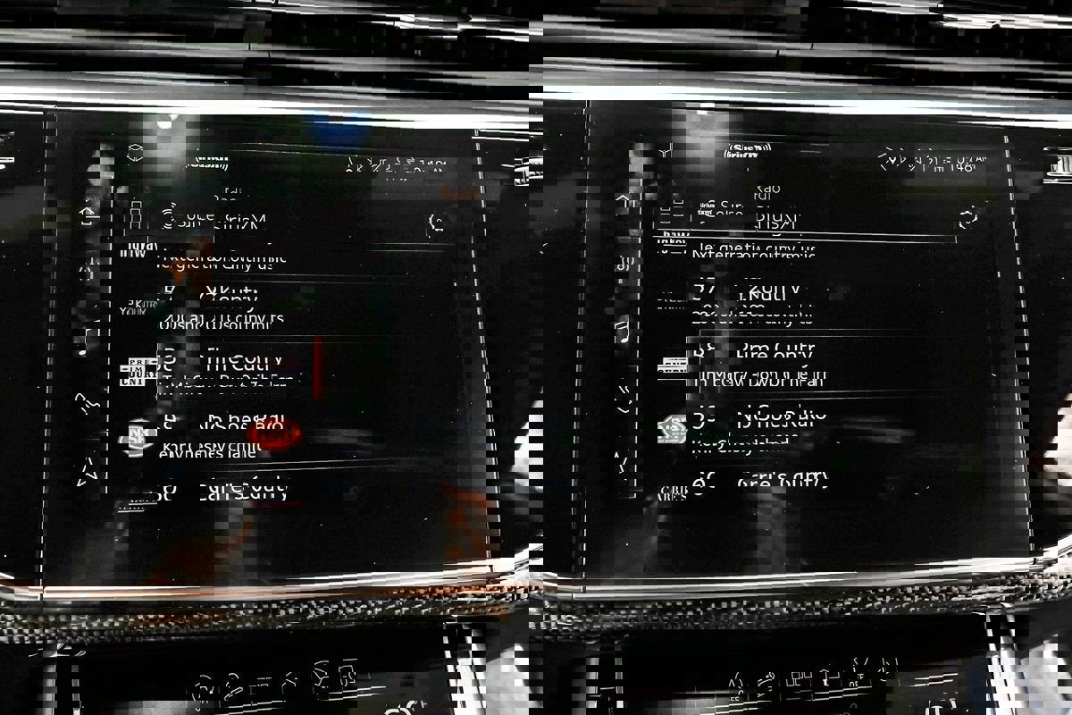 Used 2021 Audi SQ8 Prestige image 26