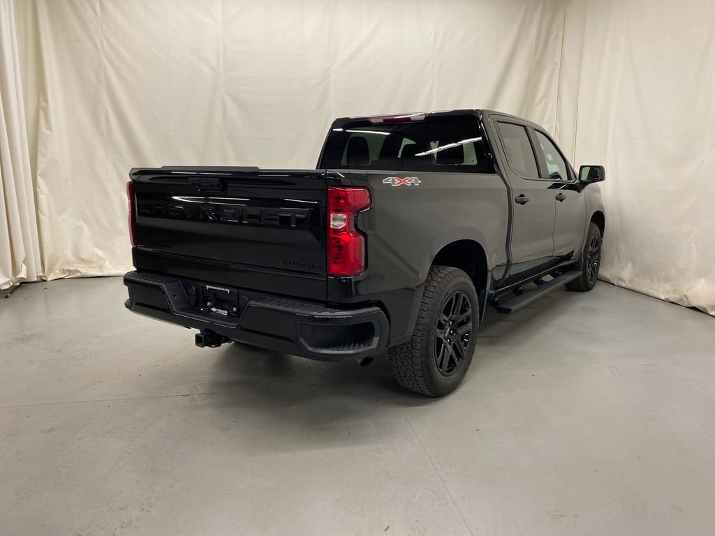Used 2023 Chevrolet Silverado 1500 Custom image 6
