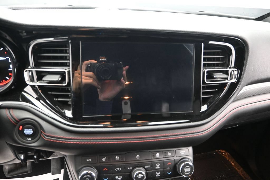 Used 2023 Dodge Durango R/T RWD image 13