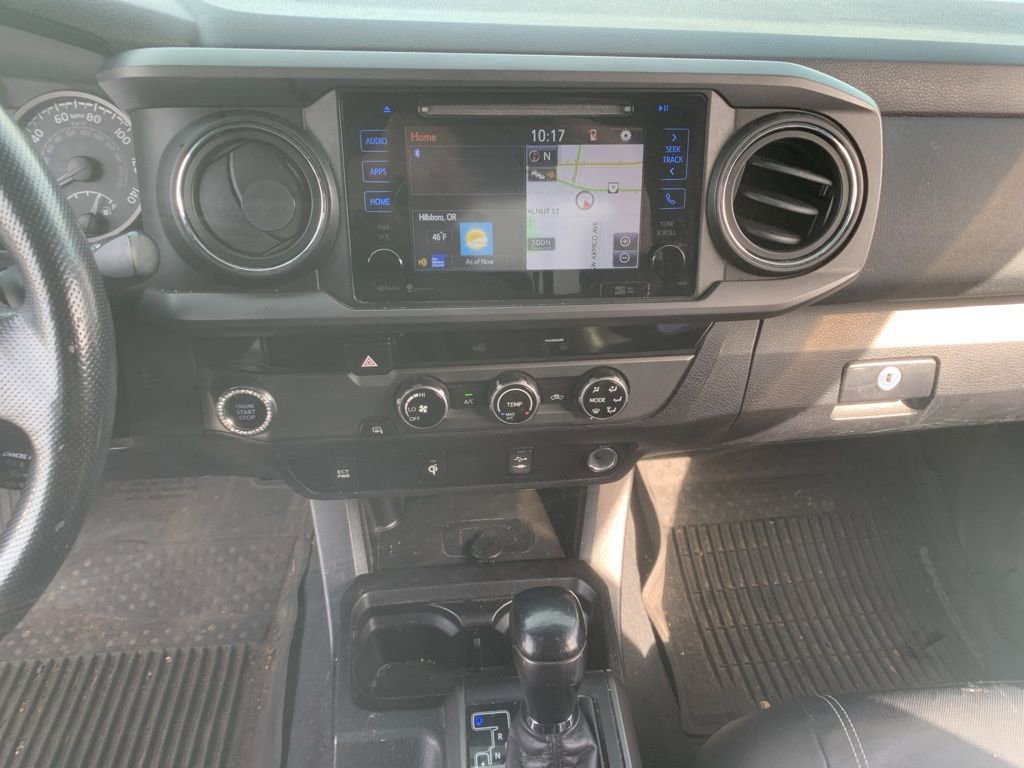 Used 2016 Toyota Tacoma TRD Sport w/ Exterior Package RWD image 18