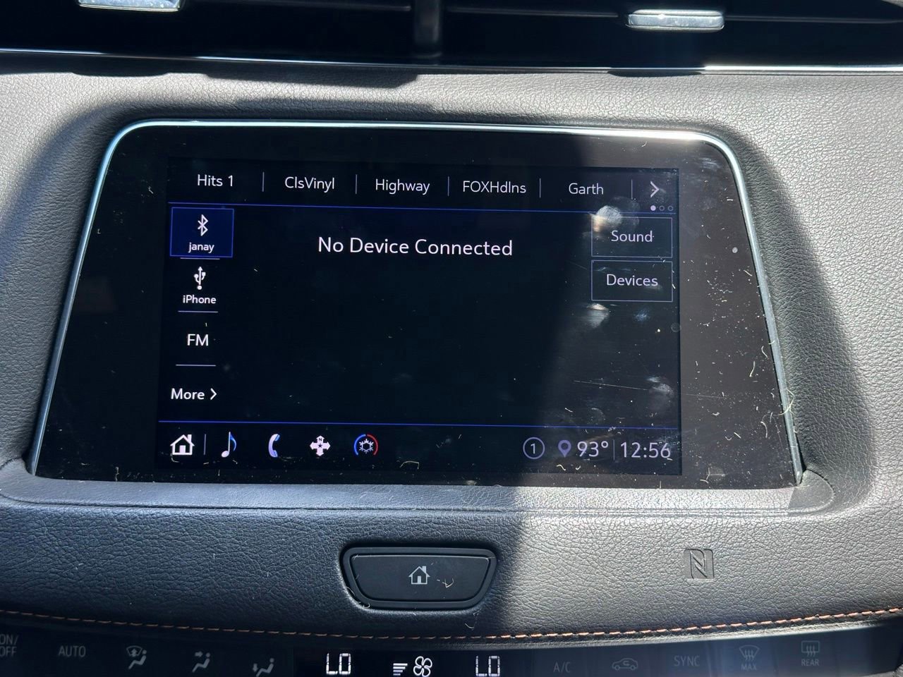 Used 2020 Cadillac XT4 Premium Luxury FWD image 35