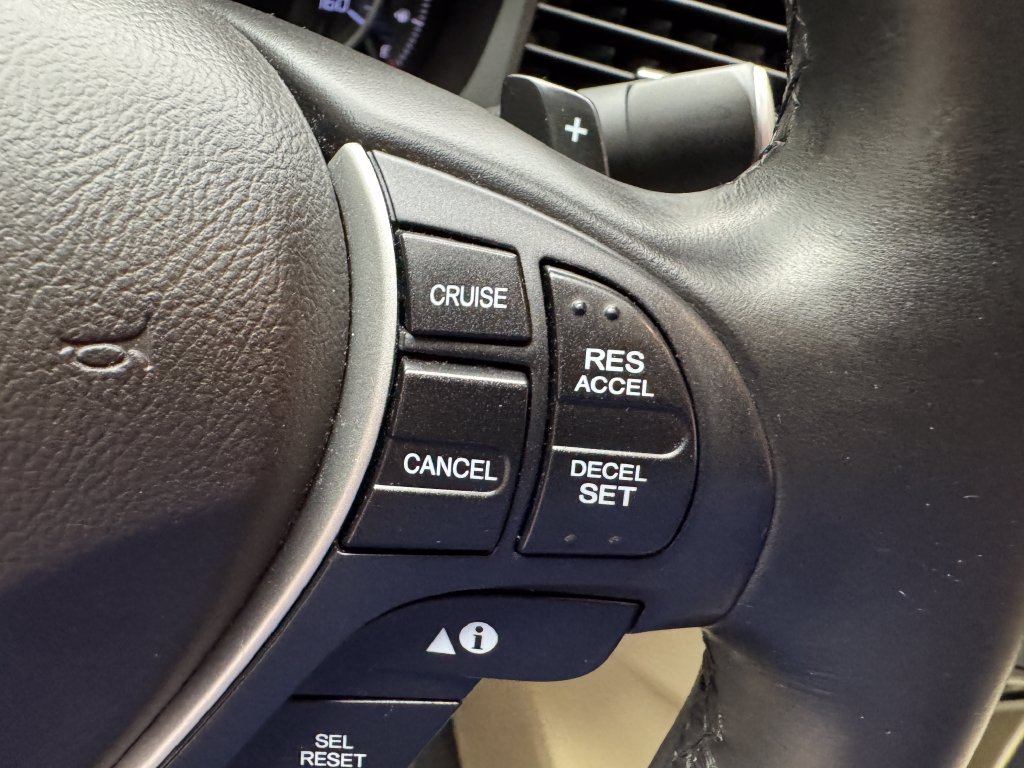 Used 2016 Acura ILX FWD image 16