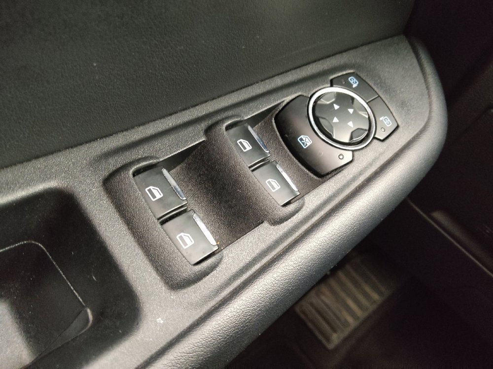 Used 2023 Ford Edge SEL image 27