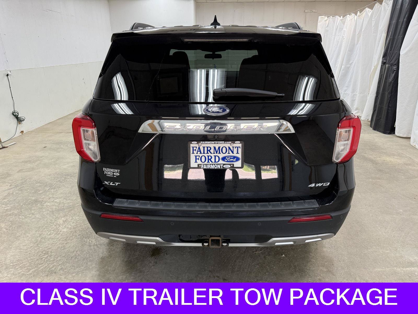 Used 2022 Ford Explorer XLT w/ Equipment Group 202A AWD/4WD image 6