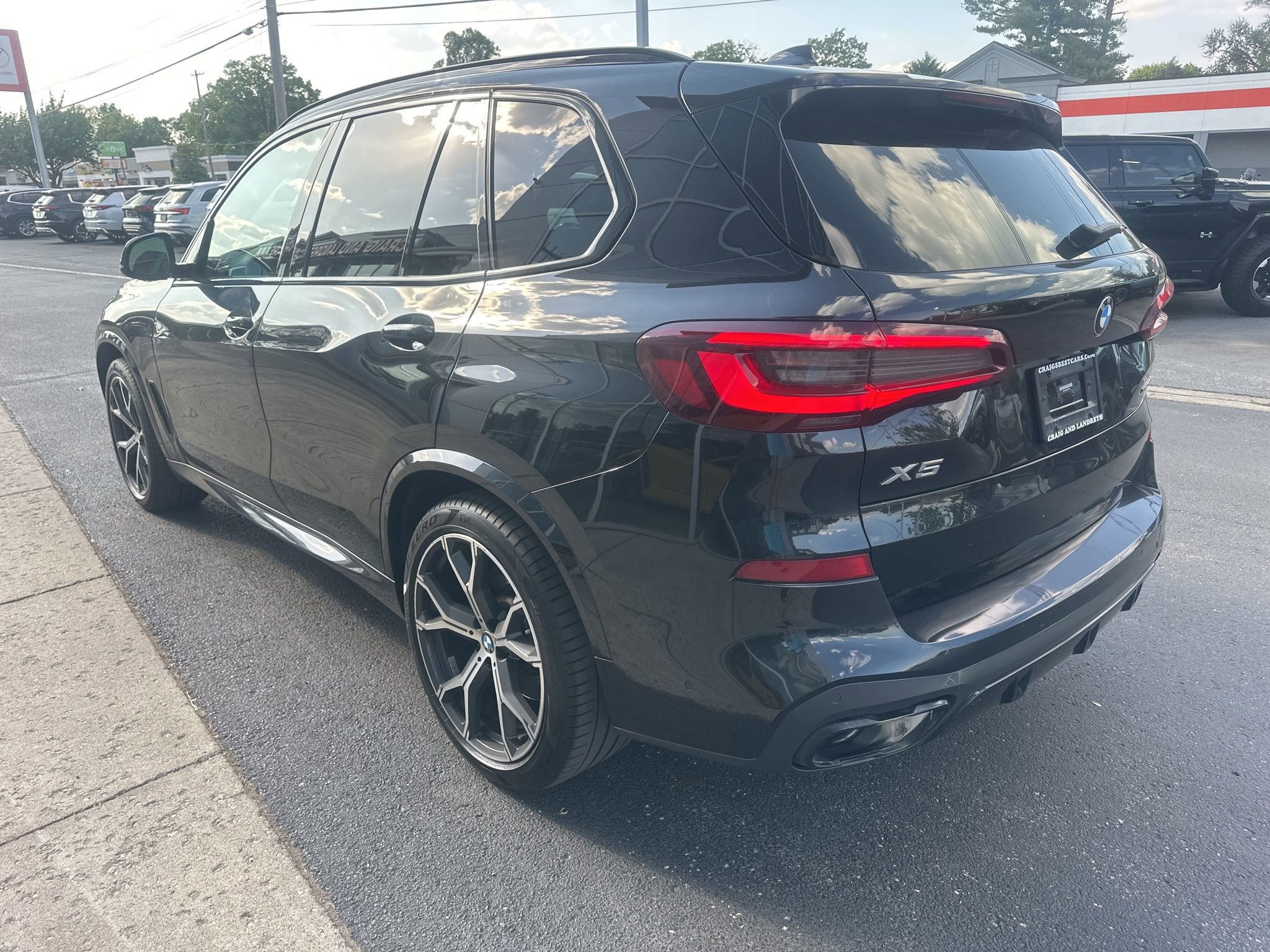 Used 2020 BMW X5 xDrive40i w/ M Sport Package AWD/4WD image 7