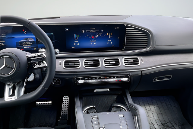 Certified 2025 Mercedes-Benz GLE 53 AMG 4MATIC image 8
