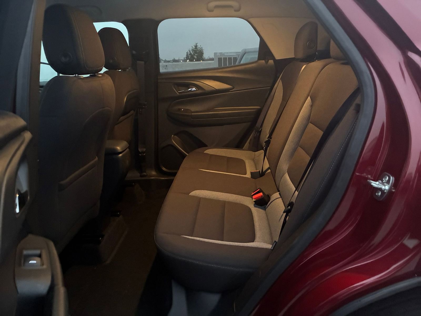 Used 2025 Chevrolet TrailBlazer LT image 23