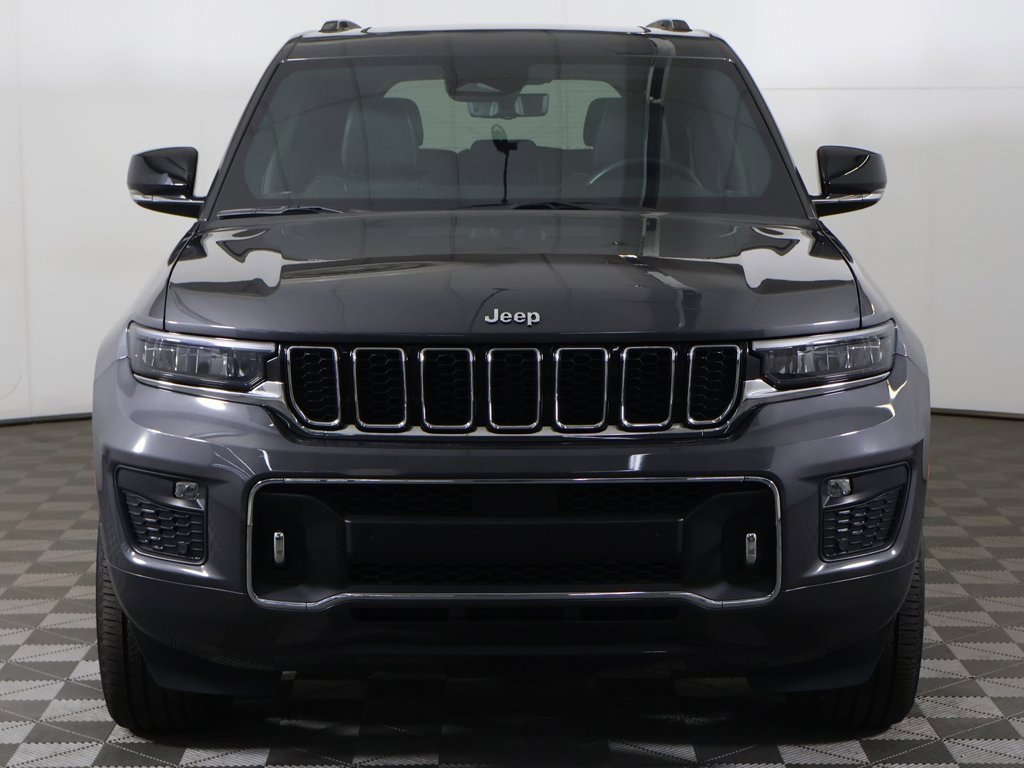 Used 2022 Jeep Grand Cherokee Overland w/ Luxury Tech Group IV image 16