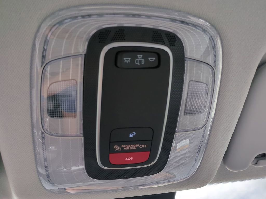 New 2026 Hyundai Kona SE image 22