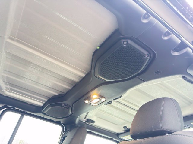 Used 2019 Jeep Wrangler Unlimited Sahara AWD/4WD image 24