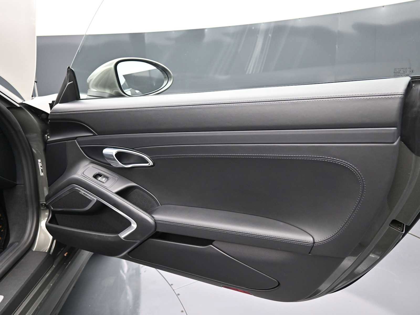 Certified 2022 Porsche 718 Cayman image 16