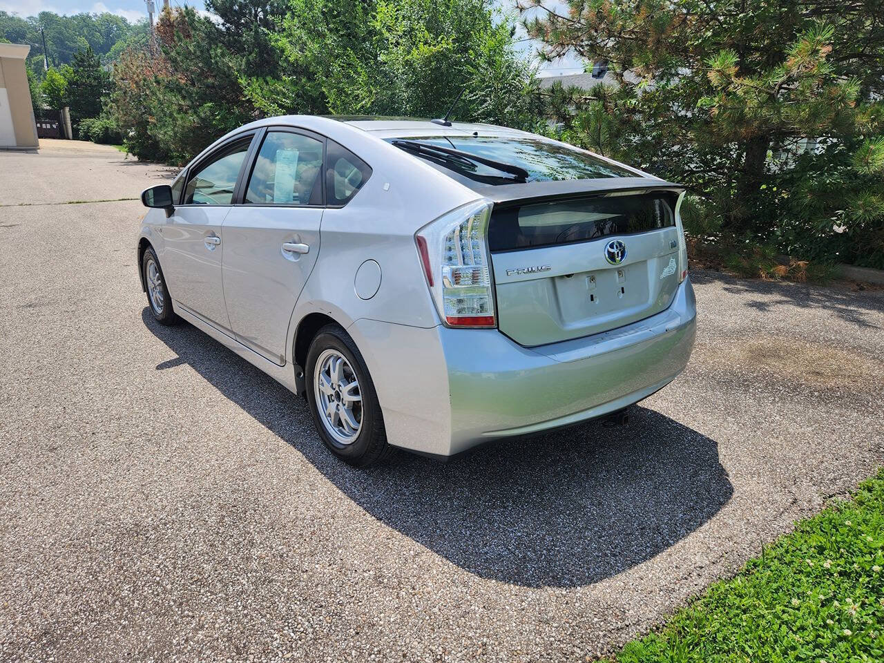Used 2010 Toyota Prius One FWD image 5