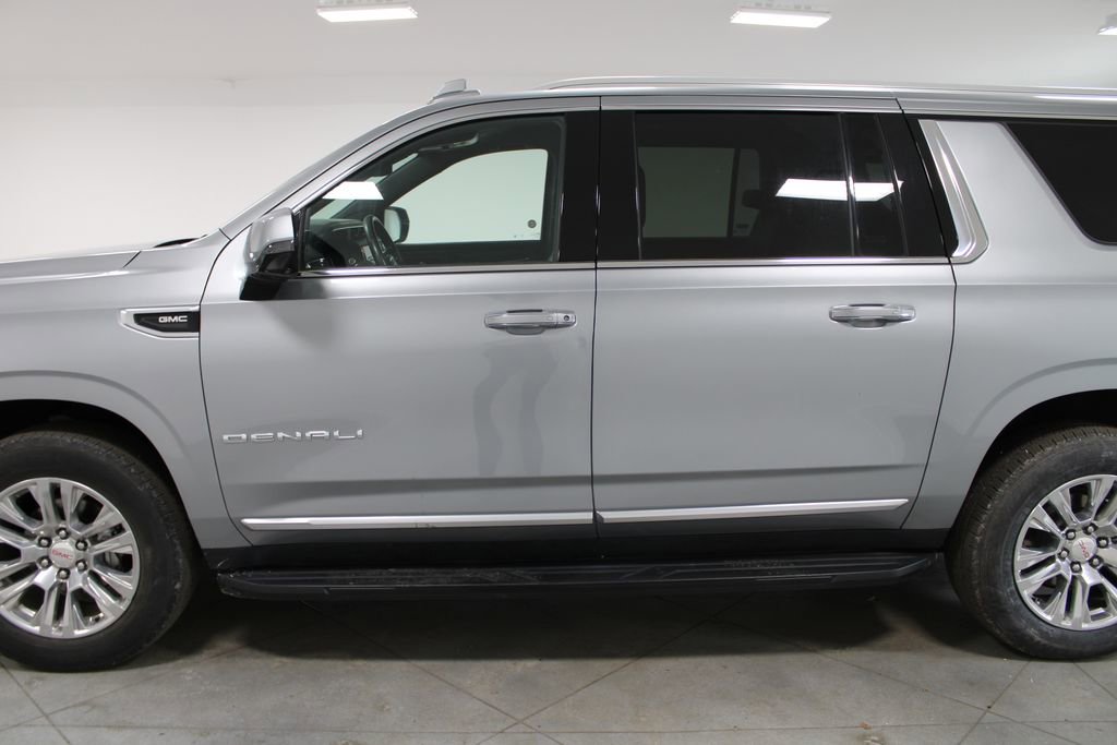 Used 2024 GMC Yukon XL Denali image 6